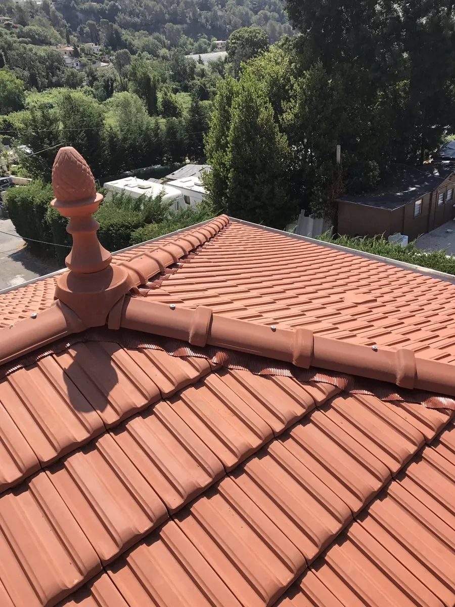 Toiture après rénovation par JK Couvreur 28 - Résultat professionnel réparation toiture Eure-et-Loir (28)